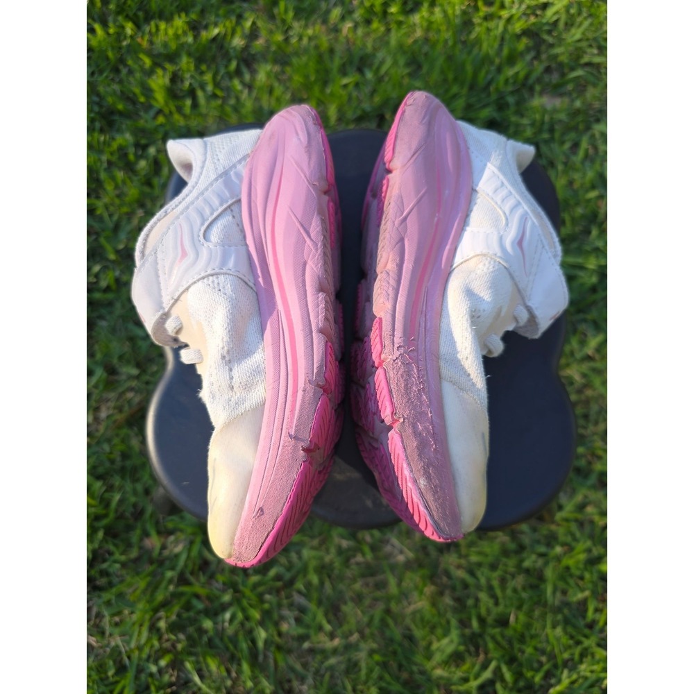 Hoka Clifton 10 Kids Rose Cream Running Shoes Youth Sz 2.5 - Picture 7 of 9